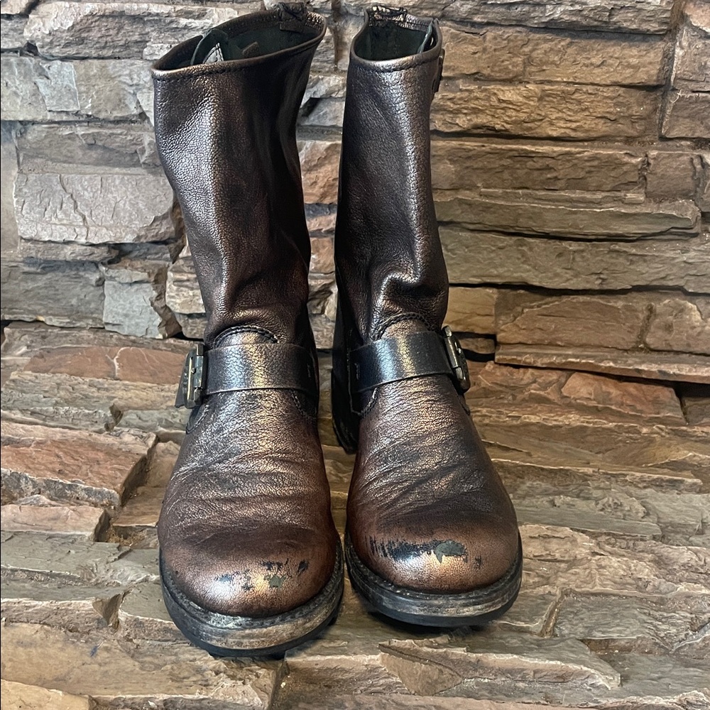 Frye Veronica Distressed Leather Boots Metallic Bronze - Picture 3 of 16